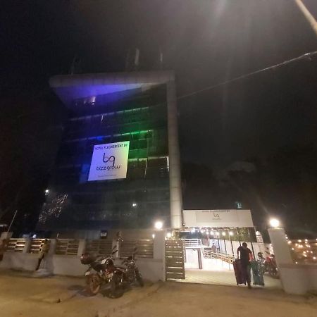 Fluorescent By Bizzgrow Hotels International Airport - Formerly Known As Byaris International Mumbai  Buitenkant foto